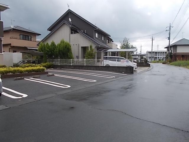 14/20 駐車場