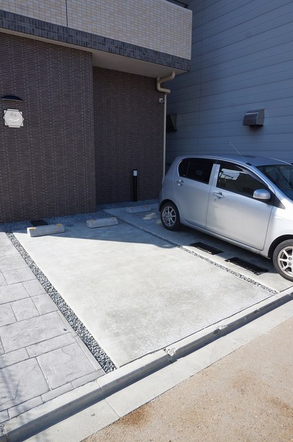 14/20 駐車場