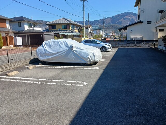14/20 駐車場