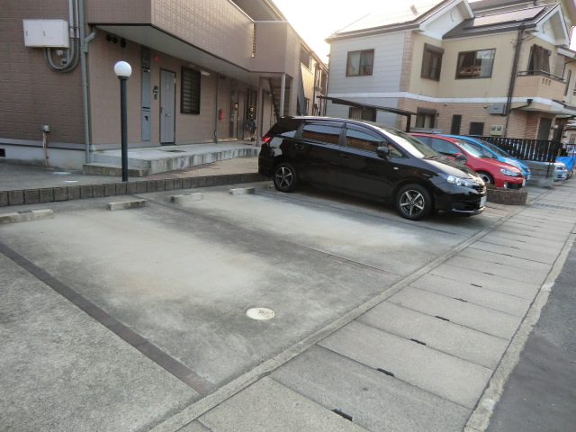 22/30 駐車場