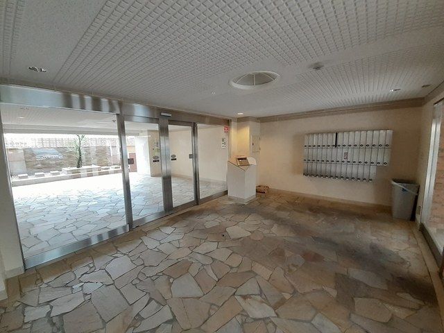 16/24 エントランス