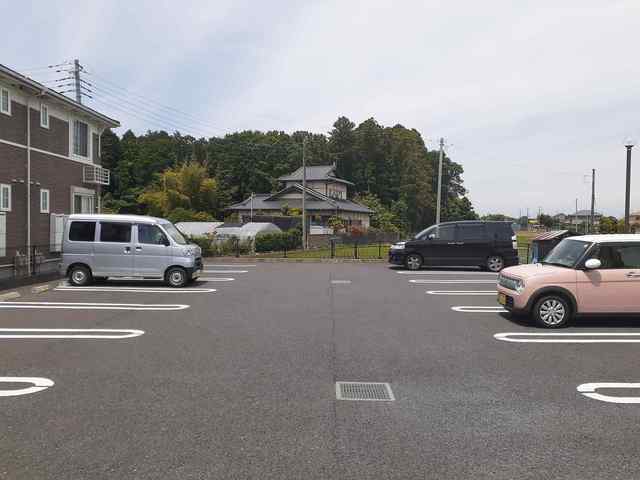 14/20 駐車場
