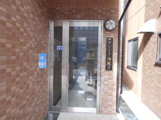 22/30 エントランス