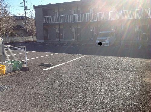 14/18 駐車場