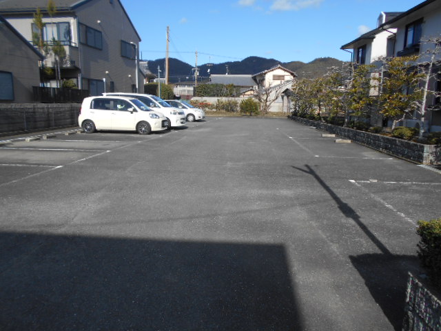 16/24 駐車場