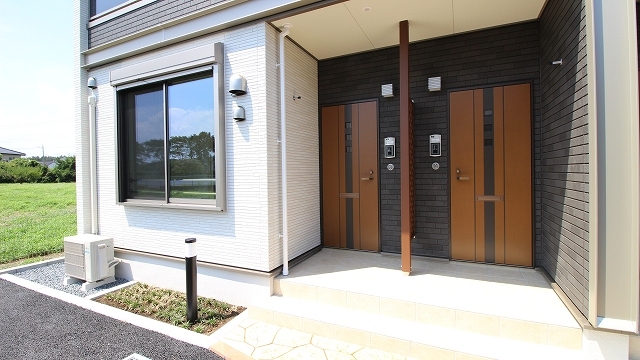 13/20 エントランス