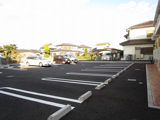 14/20 駐車場