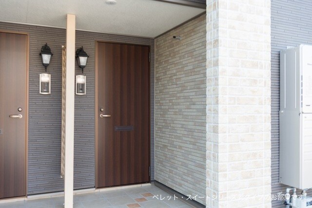 14/20 エントランス