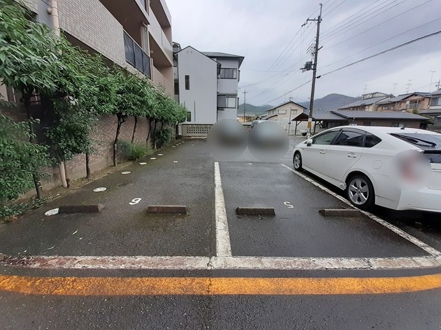 18/24 駐車場