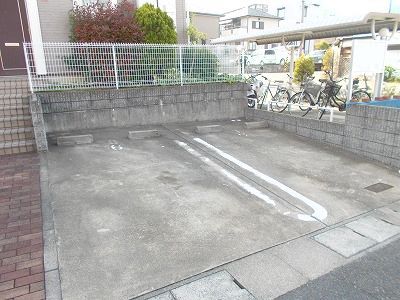 2/8 駐車場
