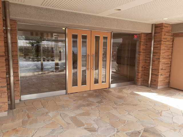 17/24 エントランス