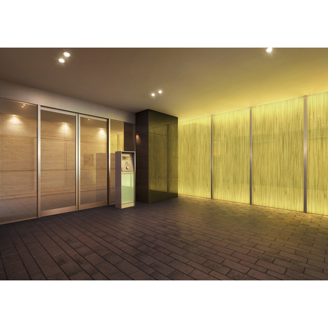 18/28 エントランス