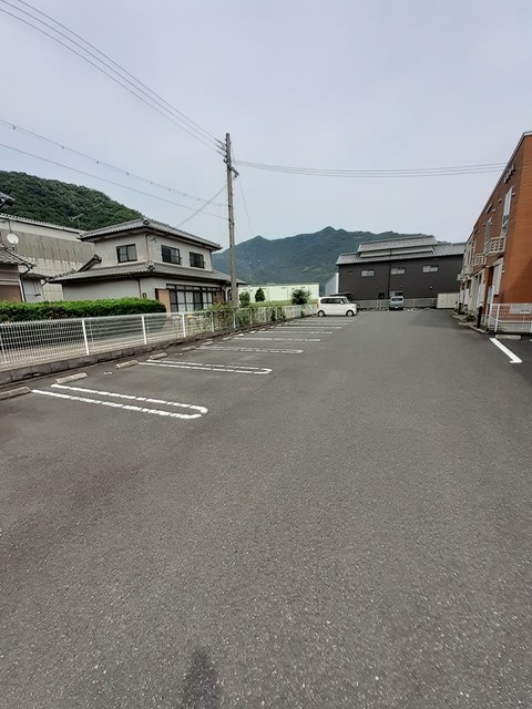 14/20 駐車場