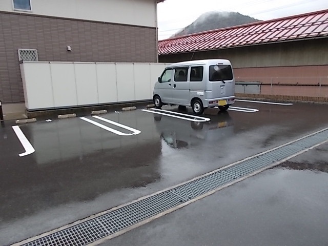 14/20 駐車場