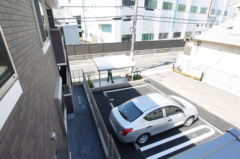 14/23 駐車場