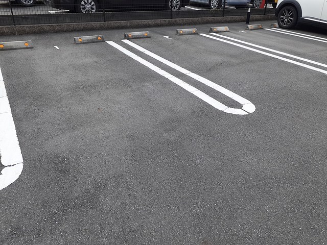 14/20 駐車場