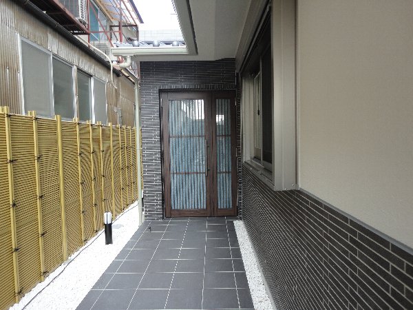 21/28 エントランス