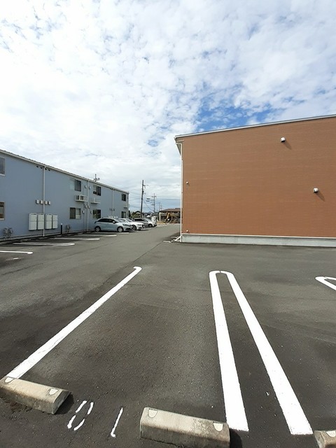 14/20 駐車場