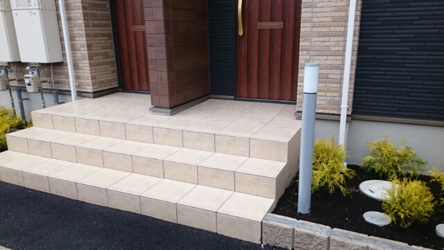 13/20 エントランス