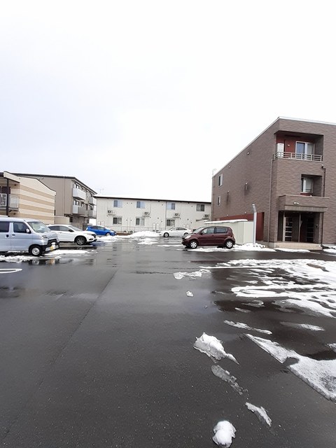 14/20 駐車場