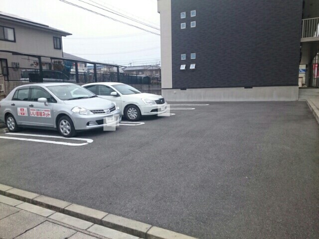 2/8 駐車場