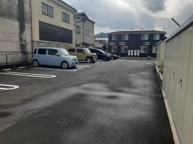 14/20 駐車場