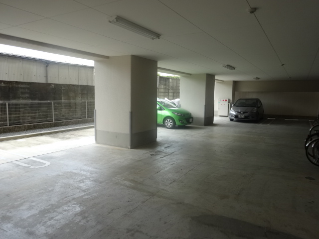 4/10 駐車場