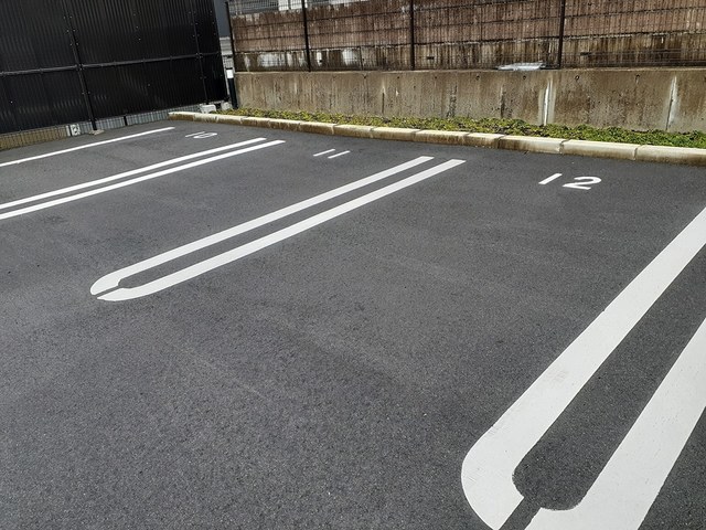 14/20 駐車場