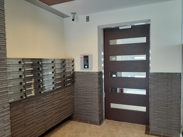 13/20 エントランス