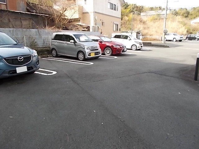 14/20 駐車場