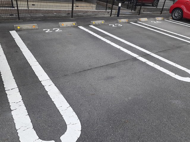 14/20 駐車場