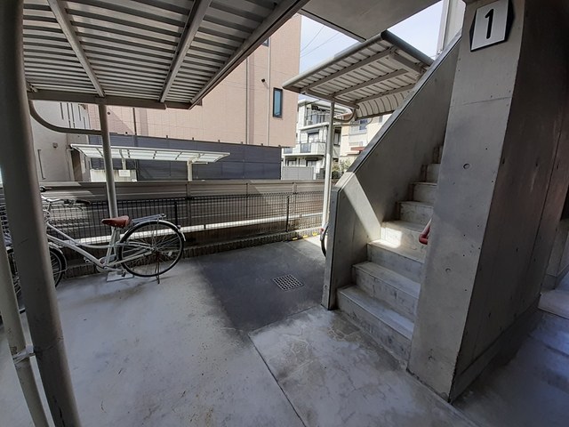 14/20 駐車場