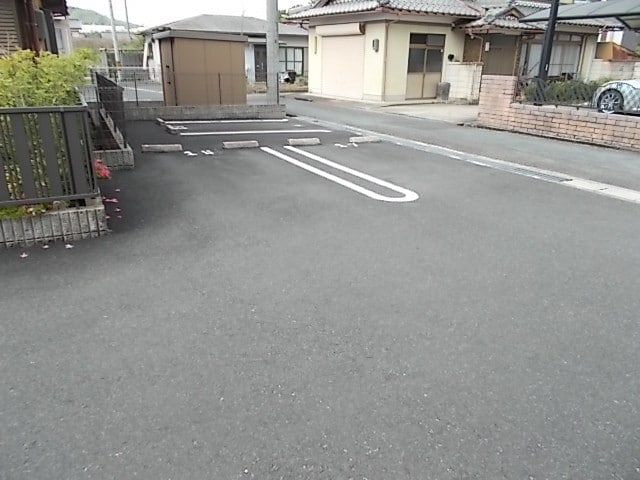 14/20 駐車場