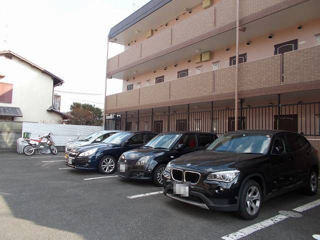 14/20 駐車場