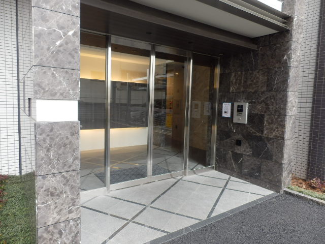 2/8 エントランス