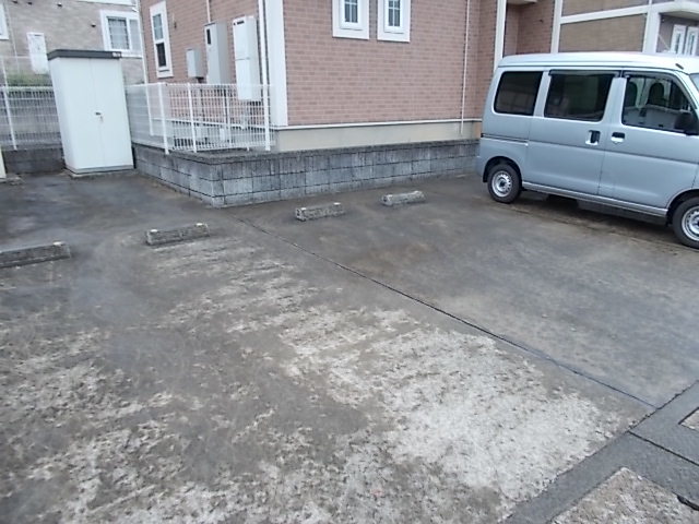 14/20 駐車場