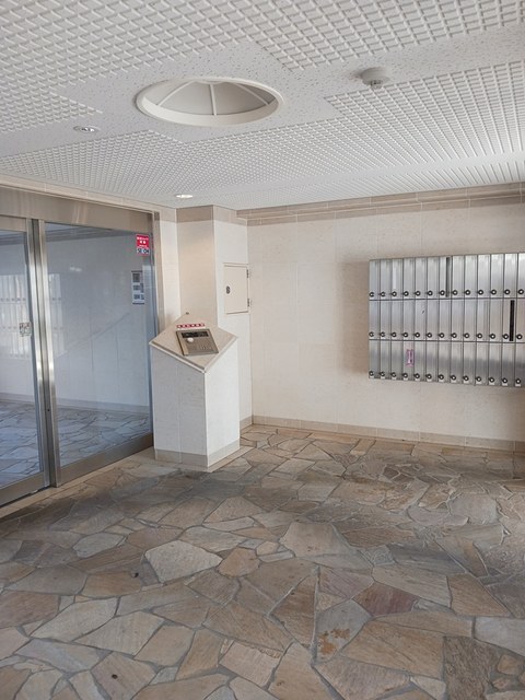 17/24 エントランス