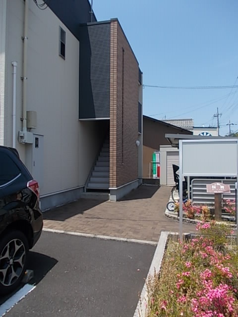 13/20 エントランス