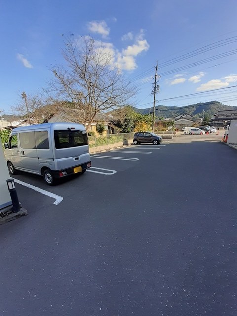 14/20 駐車場