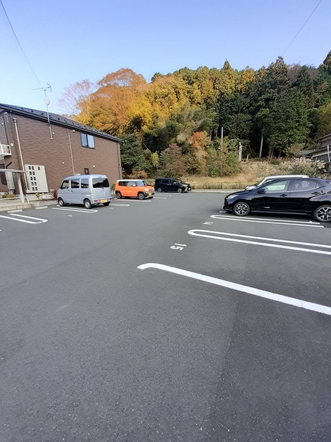 14/20 駐車場