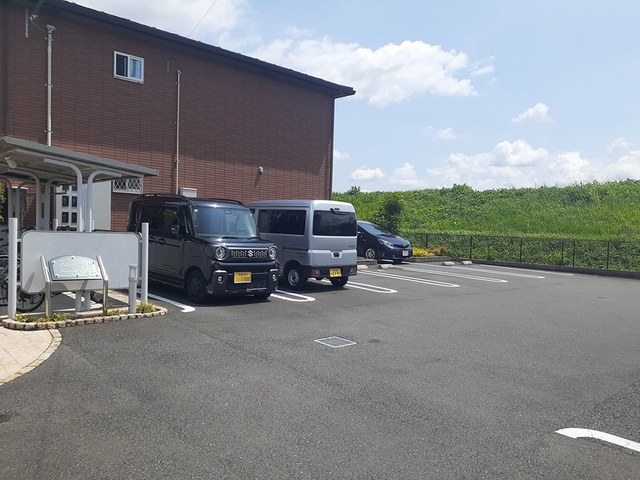 14/20 駐車場