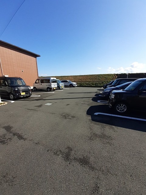 2/8 駐車場