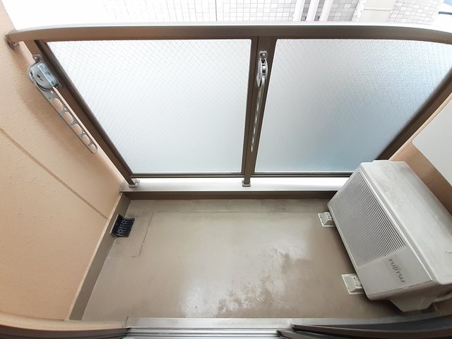 14/23 バルコニー