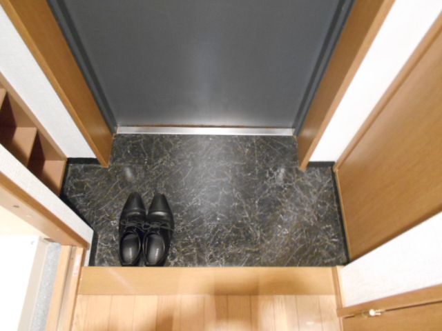 5/30 玄関