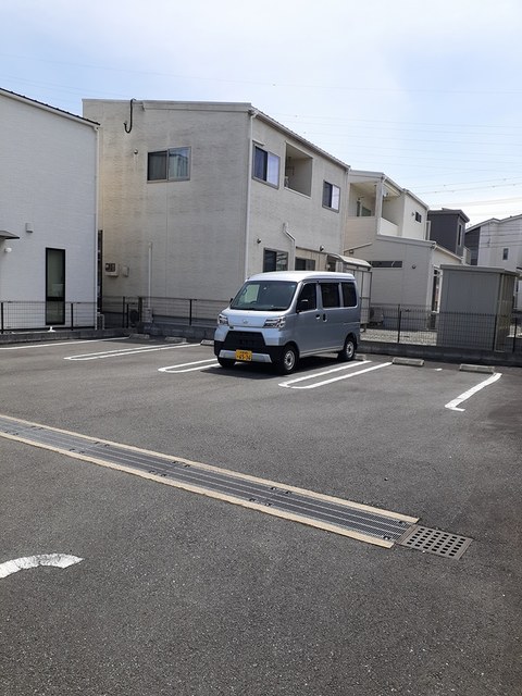 14/20 駐車場