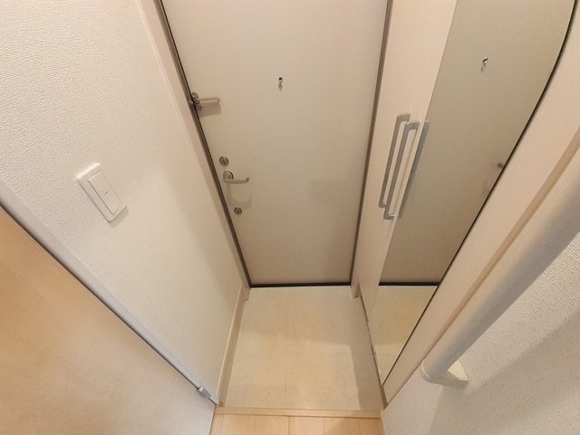 5/20 玄関