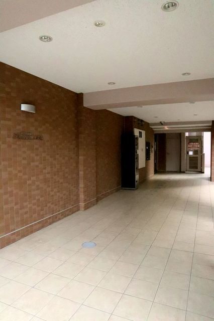 14/20 エントランス