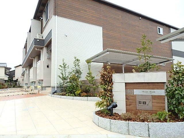 13/20 エントランス