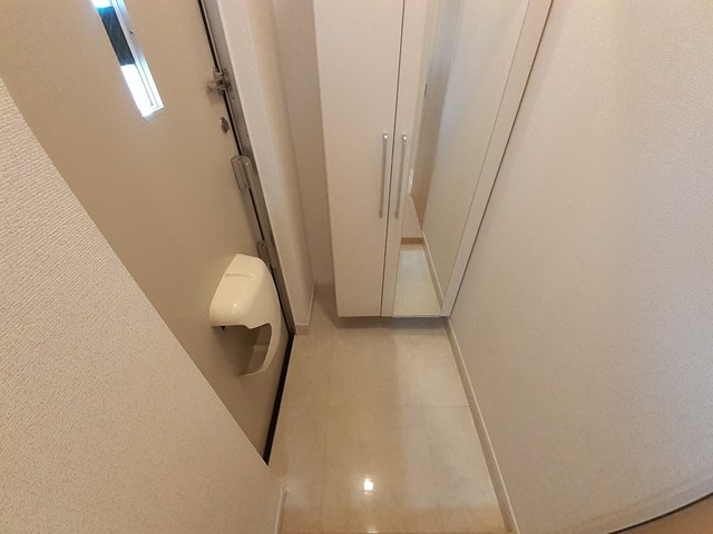 5/20 玄関