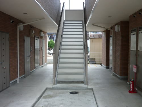 13/20 エントランス